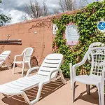 Hotel Econo & South 5*