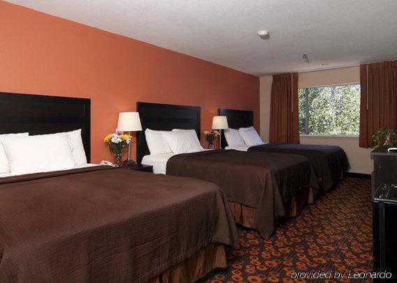 Econo & South Santa Fe